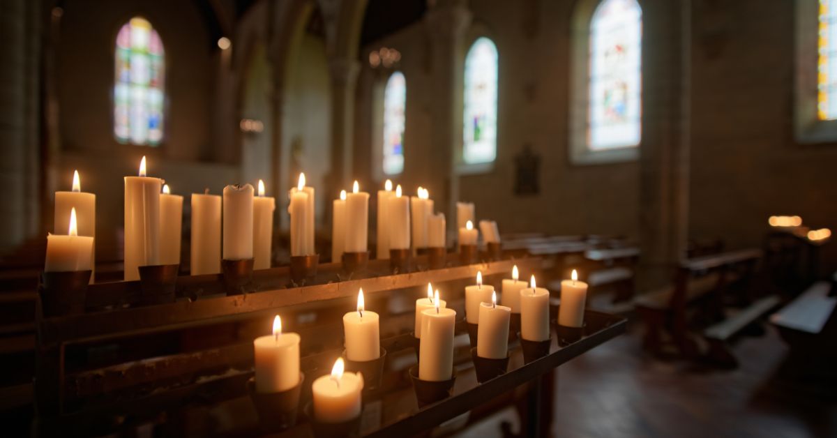 Warum zündet man in der Kirche eine Kerze an