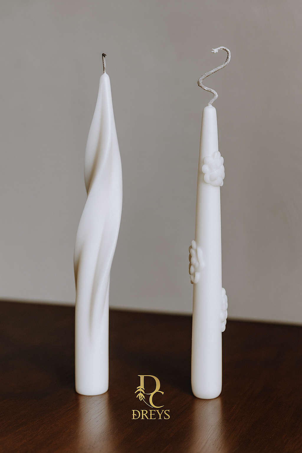 Sculpturale Kerze “Twist & Bloom” – Deko in zwei Stilvarianten
