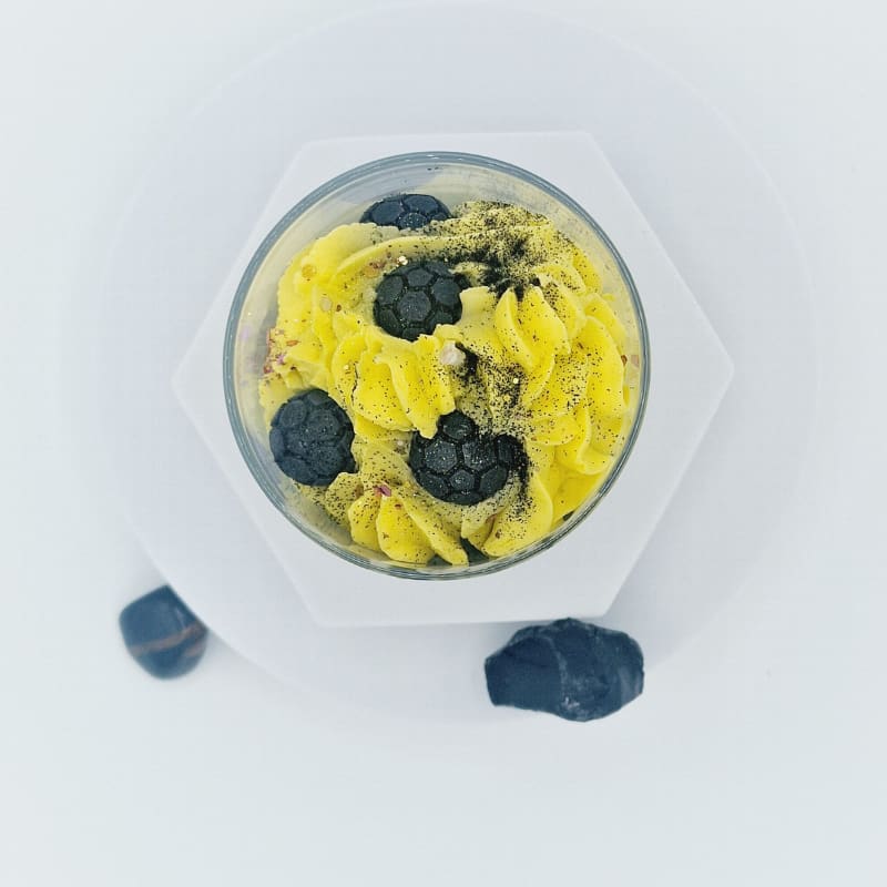 Soy Wax Kerzen - Yellow and Black